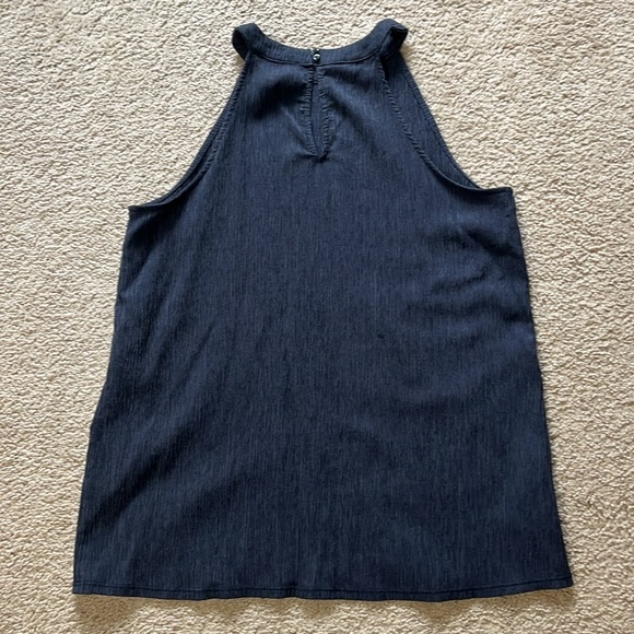 LOFT Dark Blue Textured Tank Top - Picture 3 of 3